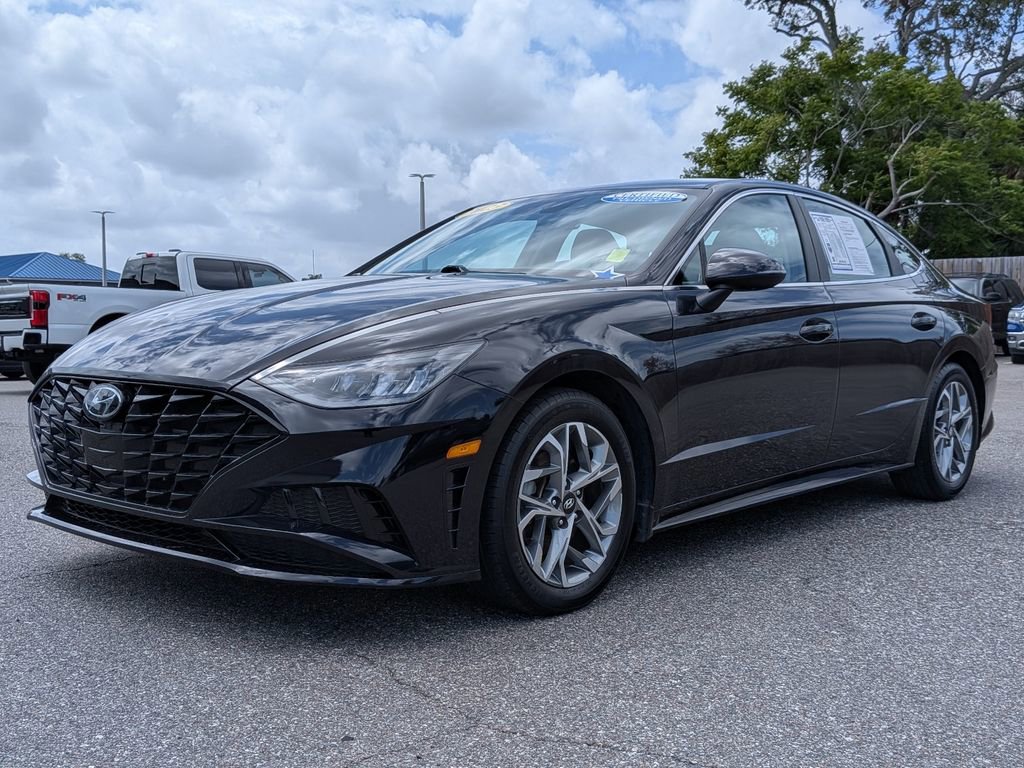 Used 2023 Hyundai Sonata SEL image 2