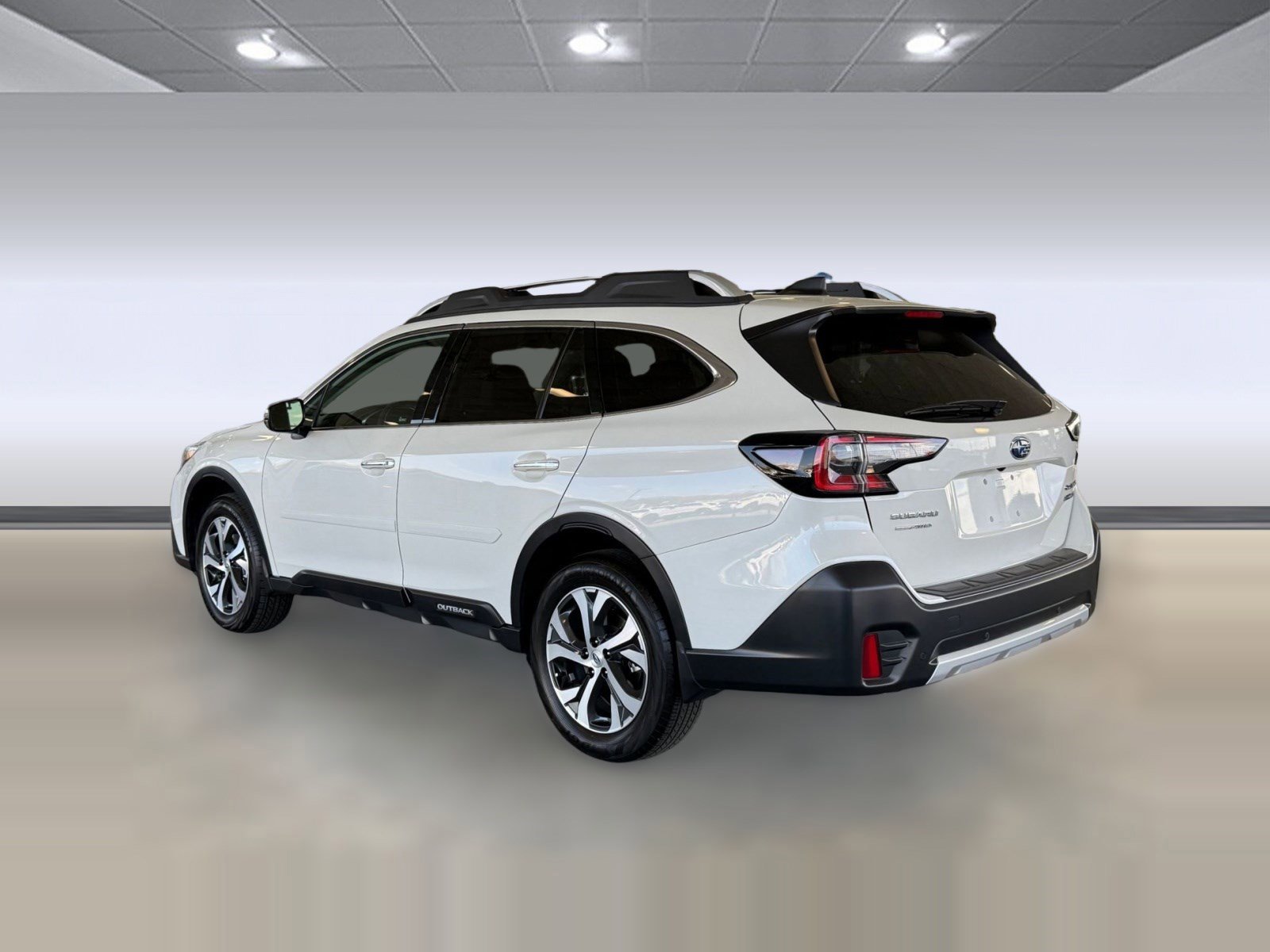 Used 2021 Subaru Outback Touring XT image 3