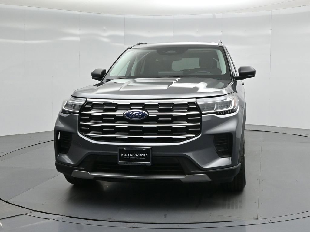 Certified 2025 Ford Explorer Active image 54