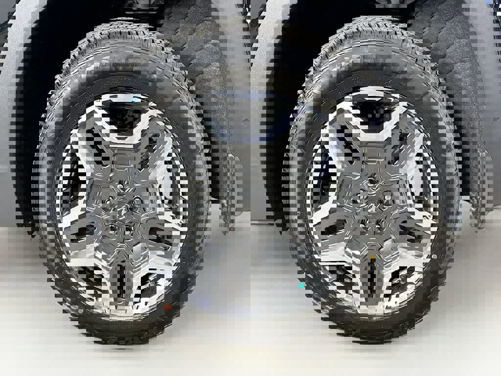 Used 2022 Hyundai Santa Fe Limited image 11