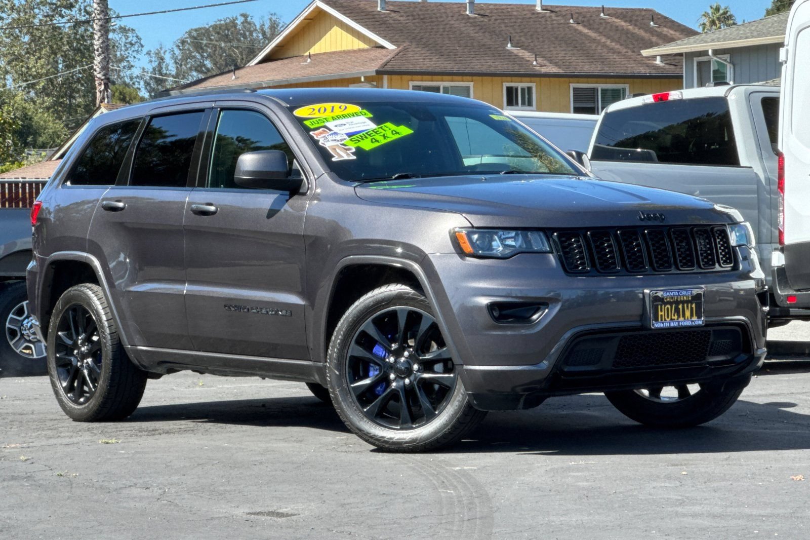 Used 2019 Jeep Grand Cherokee Altitude