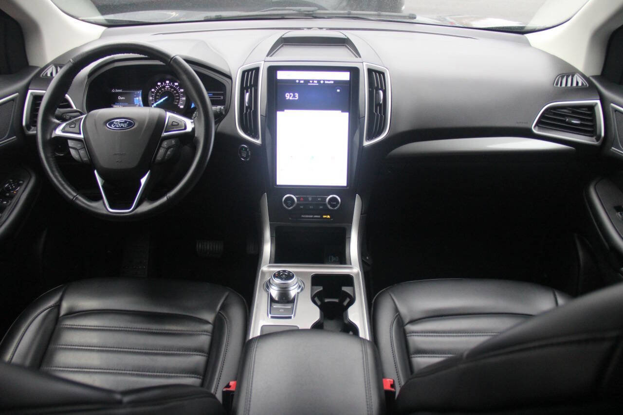 Certified 2023 Ford Edge SEL image 16