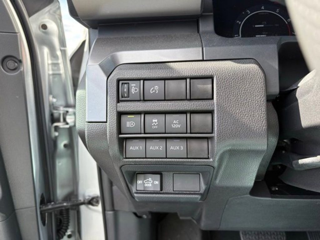 Used 2024 Toyota Tacoma 4x4 Double Cab image 59