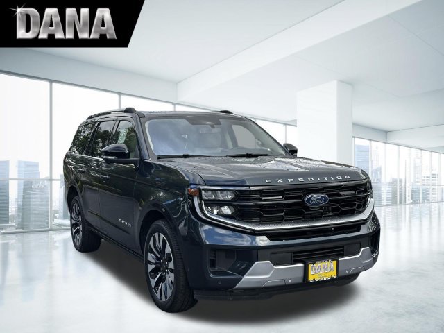Certified 2025 Ford Expedition Platinum w/ Driver's Package