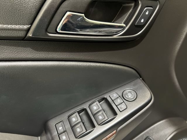 Used 2017 GMC Yukon SLT AWD/4WD image 23