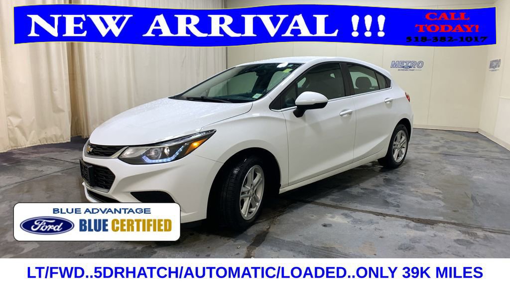 Used 2018 Chevrolet Cruze LT image 2