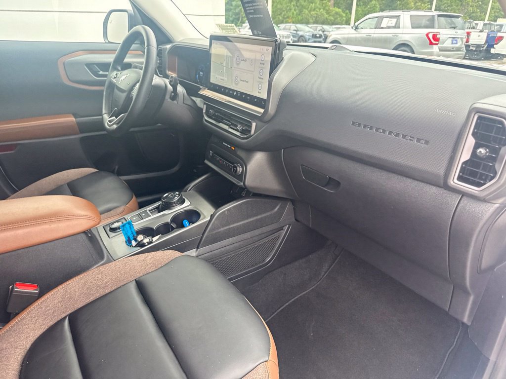 Certified 2025 Ford Bronco Sport Outer Banks w/ Outer Banks Tech Package+ AWD/4WD image 28
