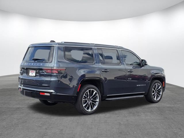 Used 2024 Jeep Wagoneer Series II w/ Premium Group I RWD image 4