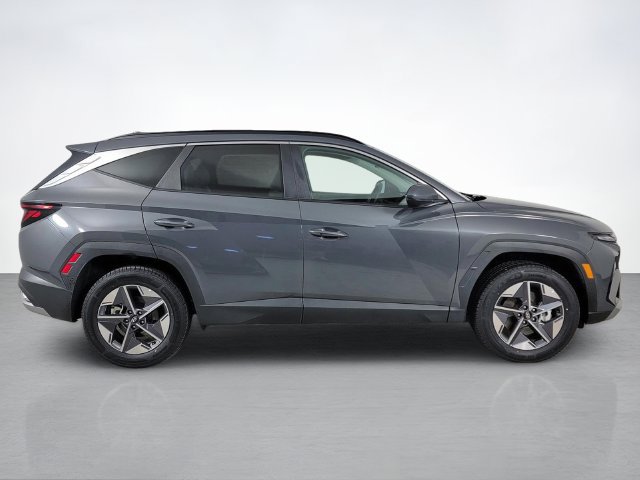 Used 2026 Hyundai Tucson SEL Plus AWD/4WD image 2