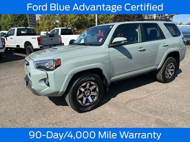 Used 2023 Toyota 4Runner TRD Off-Road Premium w/ Moonroof Package AWD/4WD image 3