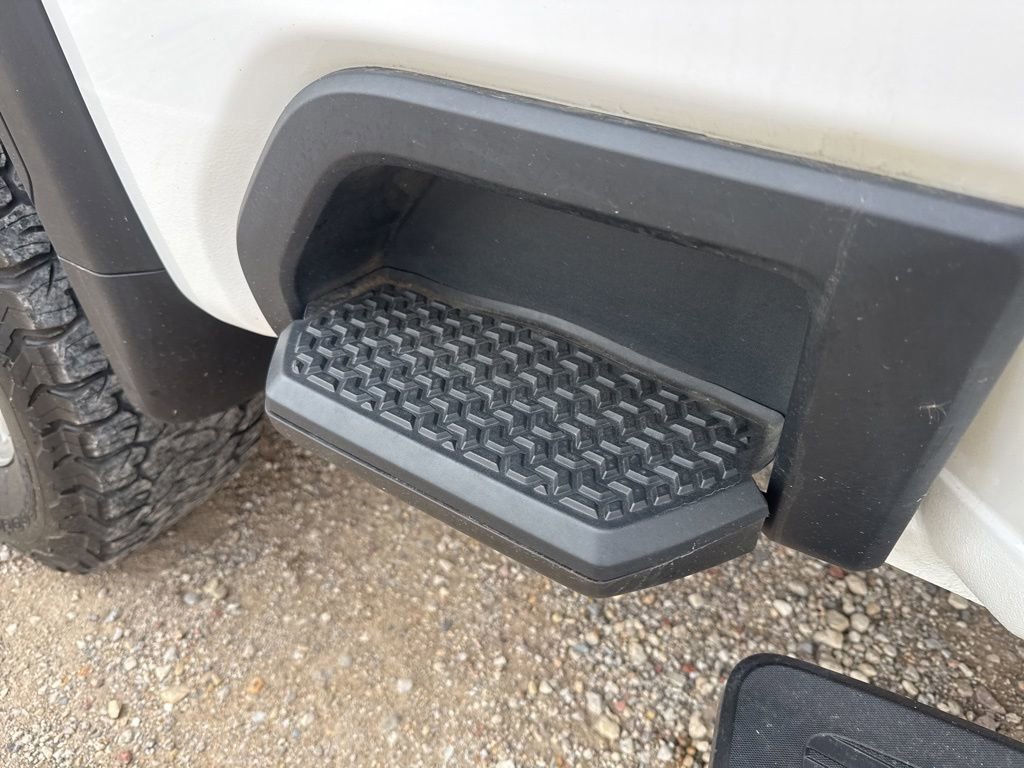 Used 2024 GMC Sierra 2500 Pro w/ Convenience Package image 26