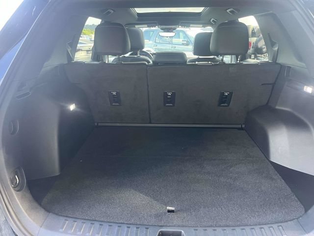 Used 2025 Chevrolet Equinox ACTIV w/ Safety and Technology Package FWD image 12