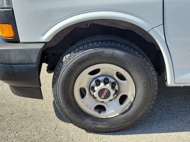 Used 2021 GMC Savana 2500 image 8