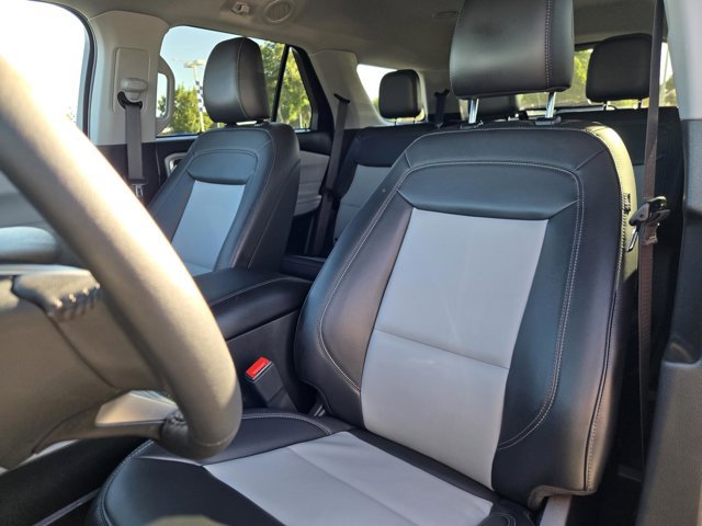 Certified 2024 Ford Explorer XLT w/ Equipment Group 202A RWD image 19