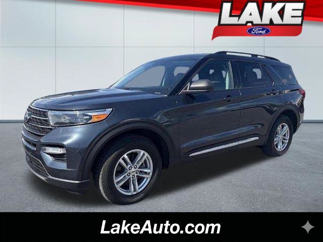Certified 2022 Ford Explorer XLT w/ Equipment Group 202A AWD/4WD image 1