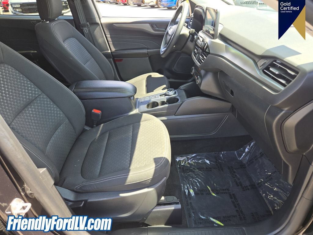 Certified 2025 Ford Escape Active FWD image 18
