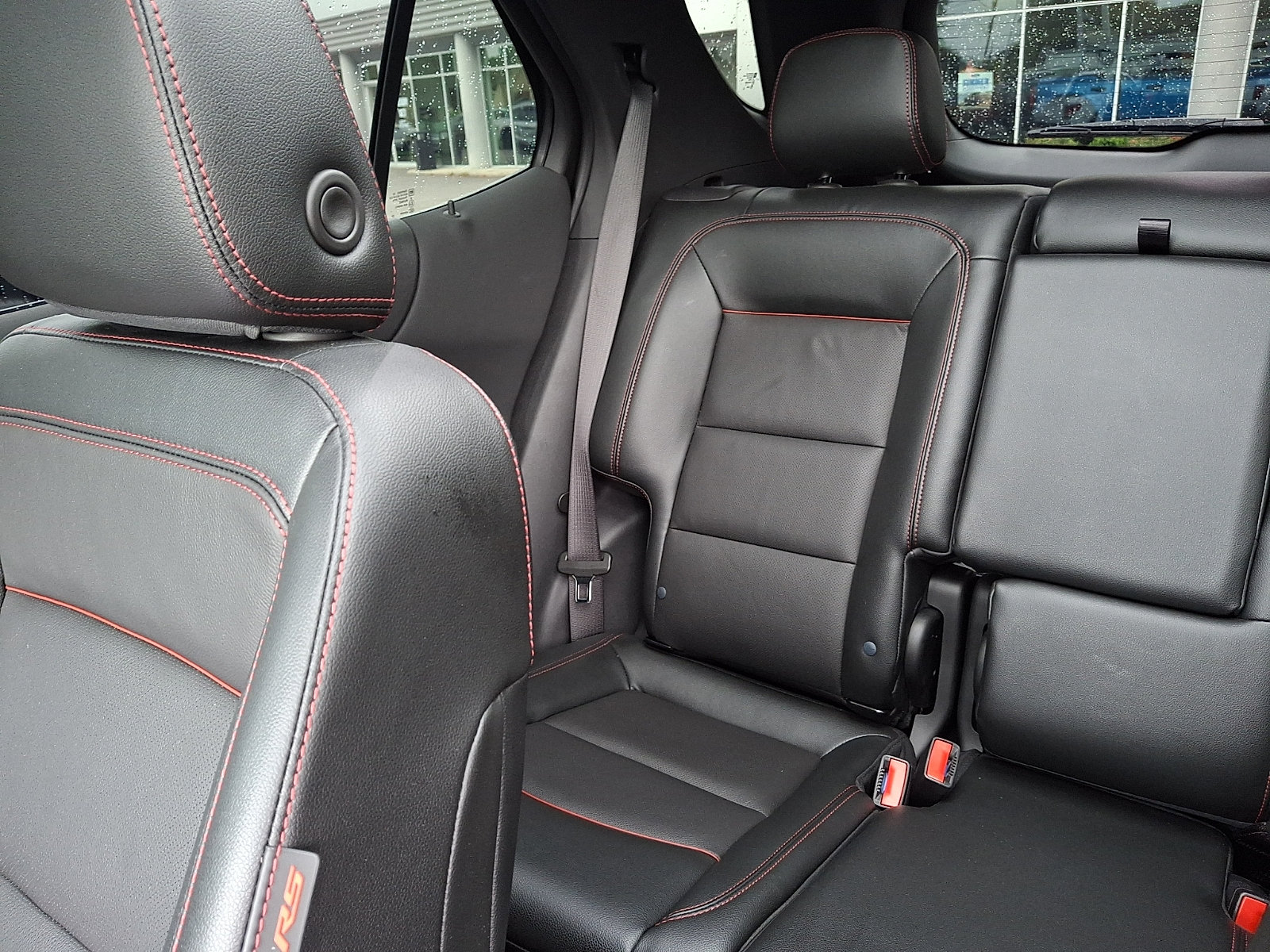 Used 2024 Chevrolet Equinox RS w/ RS Leather Package AWD/4WD image 17