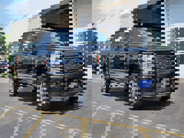Certified 2017 Ford F350 Platinum w/ FX4 Off-Road Package