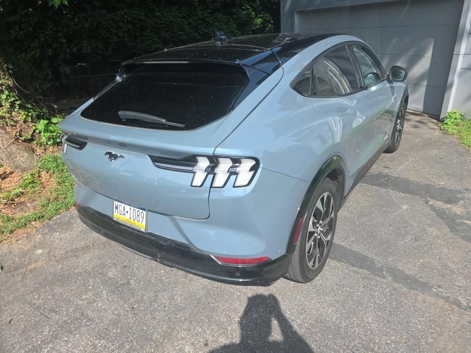 Certified 2023 Ford Mustang Mach-E Premium AWD/4WD image 4