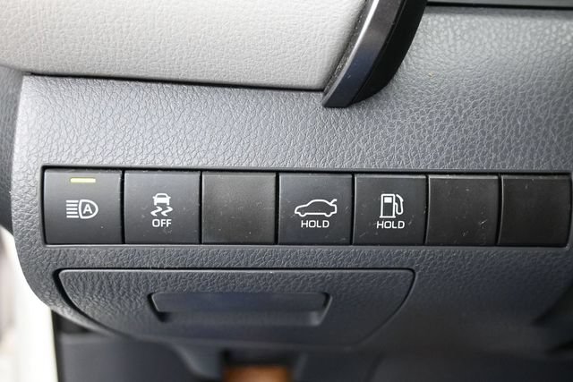 Used 2019 Toyota Camry SE w/ Audio Package FWD image 23