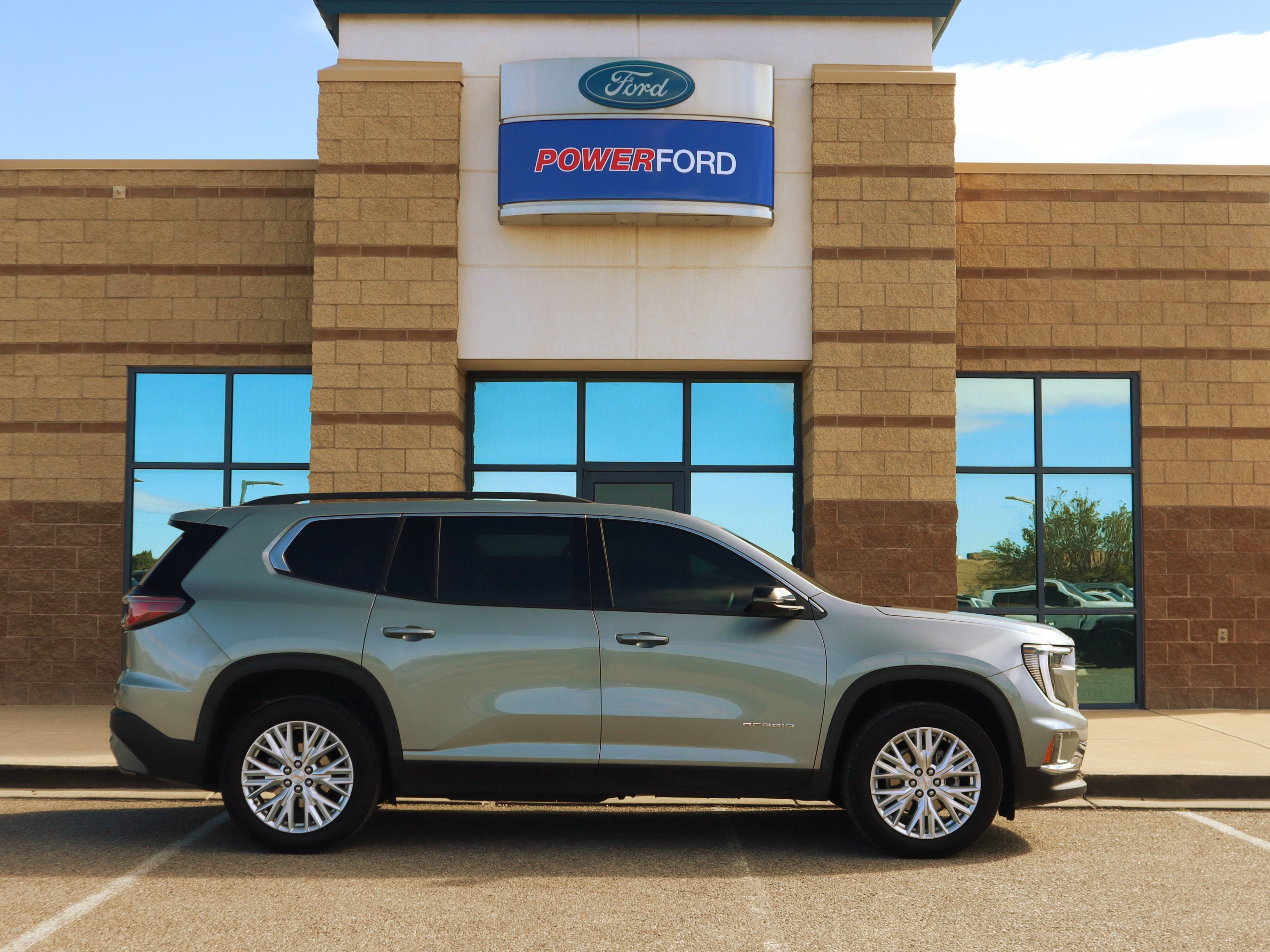 Used 2026 GMC Acadia Elevation w/ Elevation Premium Package AWD/4WD image 5