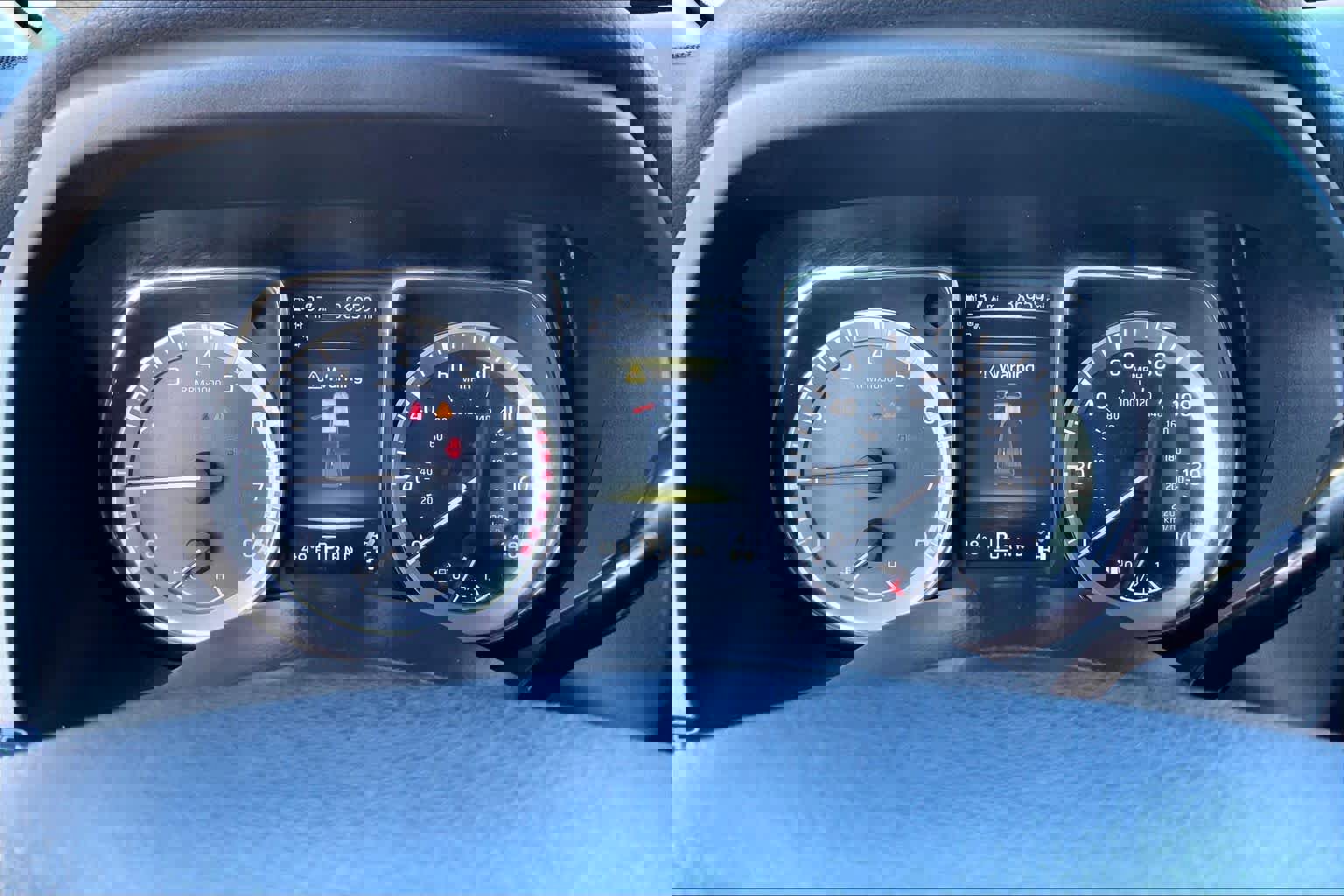 Used 2018 Nissan Titan PRO-4X image 22