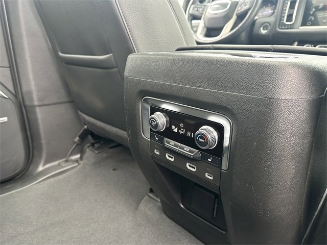 Used 2024 GMC Yukon XL Denali w/ Advanced Technology Package image 41