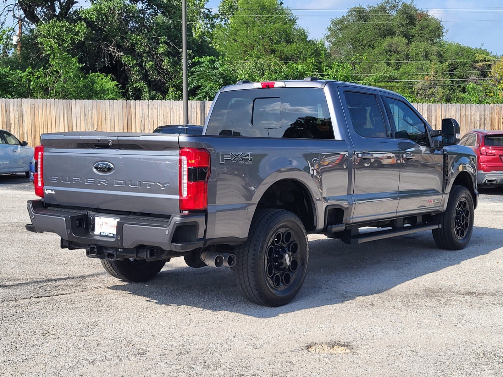 Certified 2025 Ford F250 Lariat w/ Lariat Ultimate Package AWD/4WD image 3