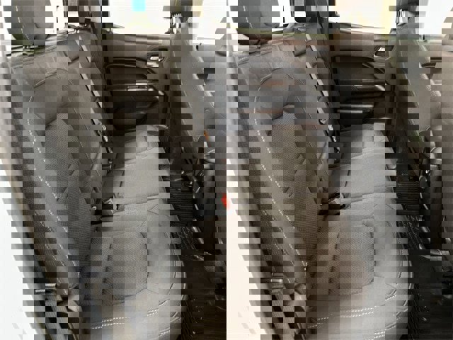 Used 2022 Chevrolet Colorado LT w/ LT Convenience Package image 7