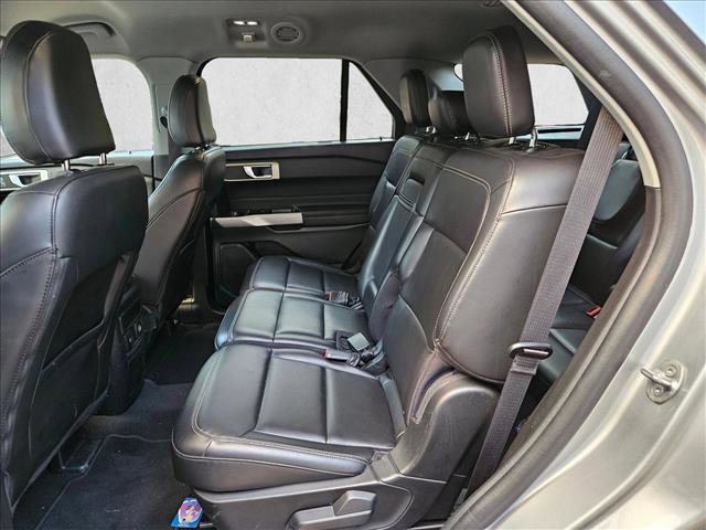 Certified 2023 Ford Explorer XLT w/ Equipment Group 202A AWD/4WD image 16
