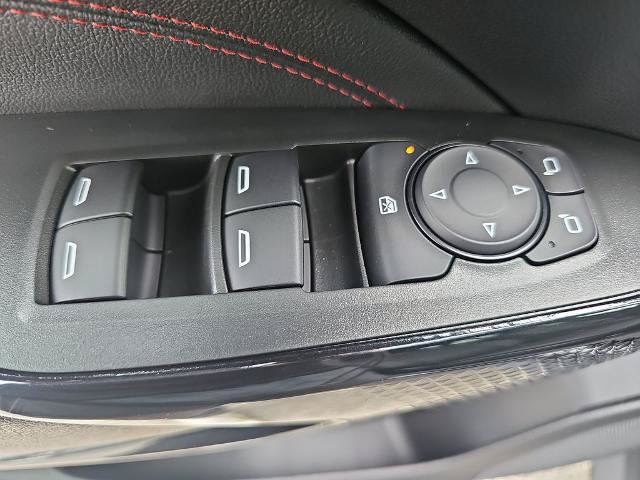 Used 2026 Chevrolet Trax RS FWD image 26