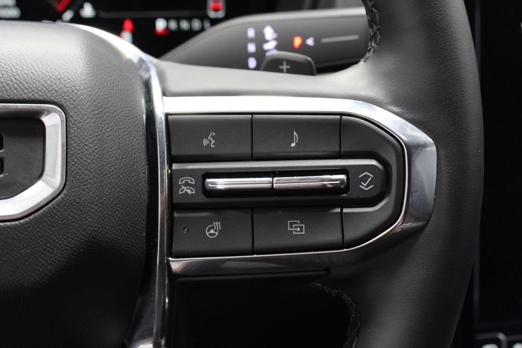 Used 2025 GMC Terrain Elevation AWD/4WD image 31