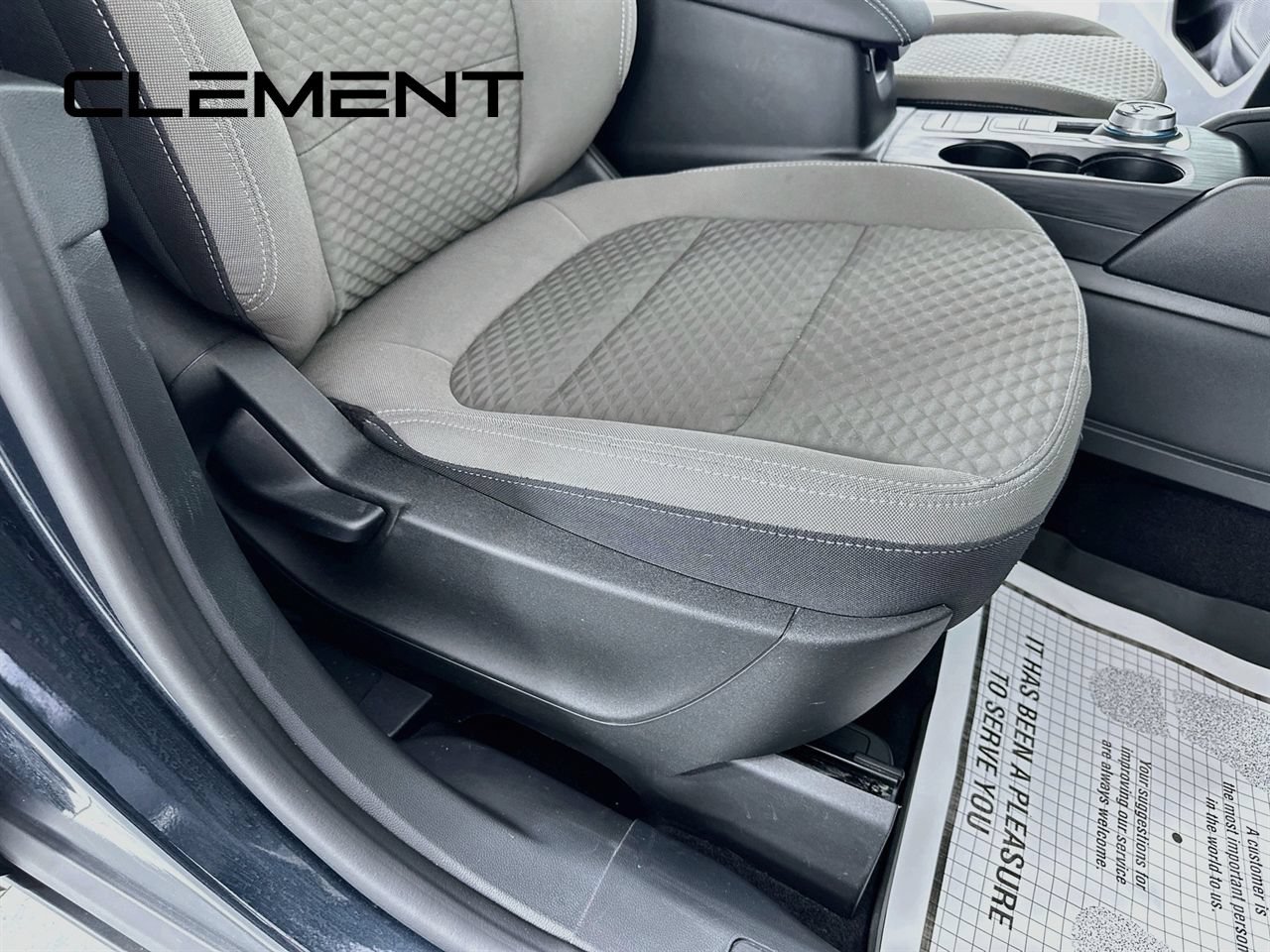Certified 2022 Ford Escape SE w/ SE Sport Appearance Package FWD image 31