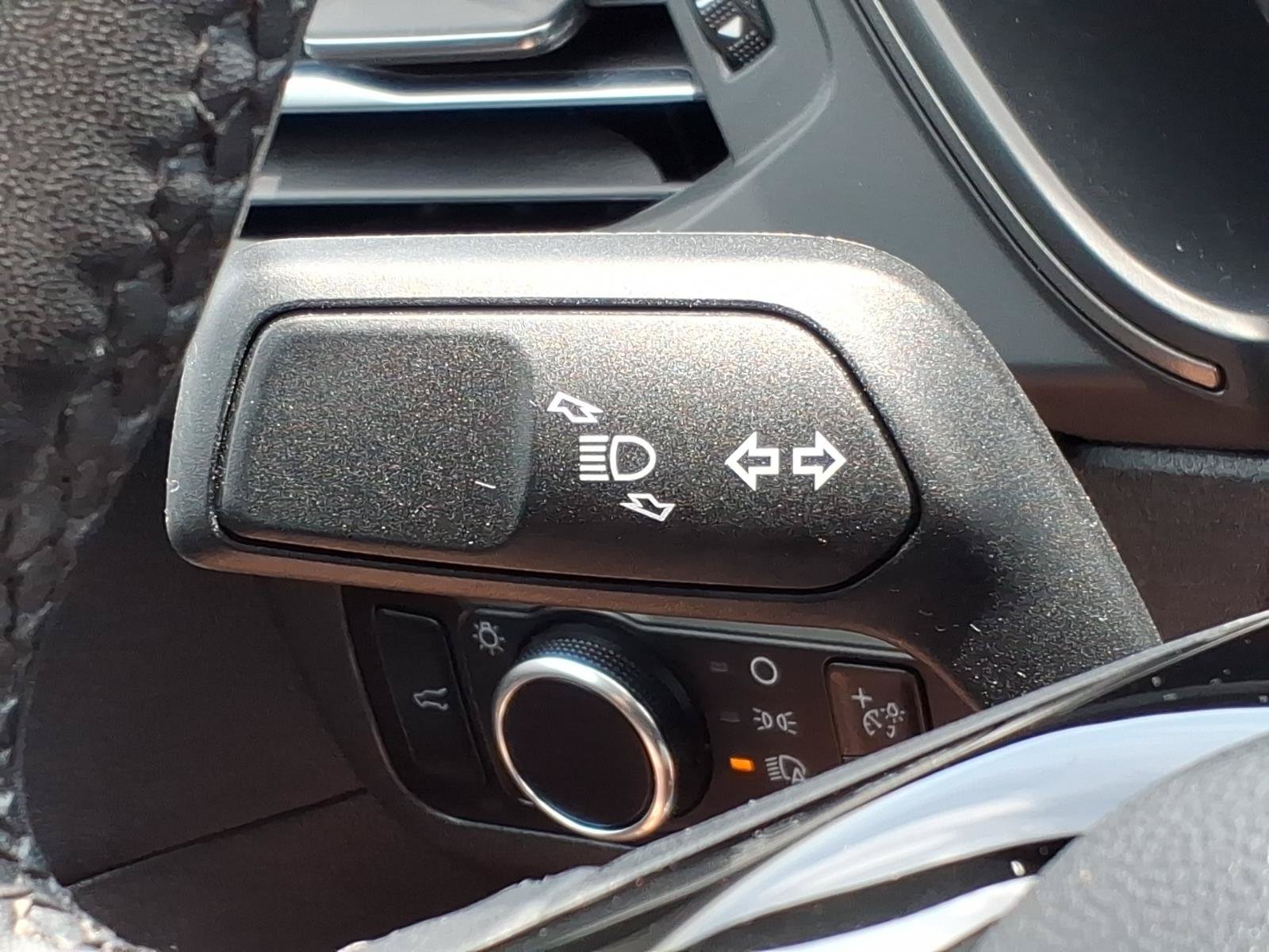 Certified 2023 Ford Escape Active AWD/4WD image 23