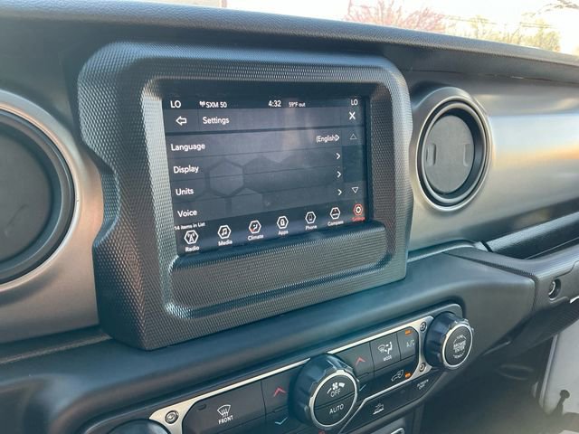 Used 2020 Jeep Gladiator Sport w/ Quick Order Package 24S image 21