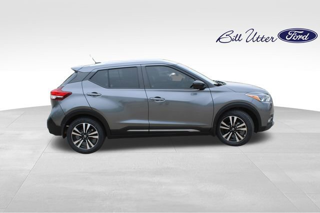 Used 2020 Nissan Kicks SR image 6
