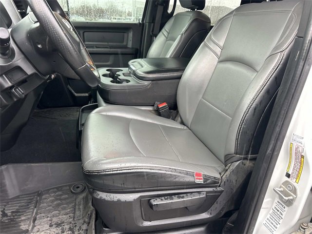 Used 2024 RAM 3500 Tradesman w/ Chrome Appearance Group image 34