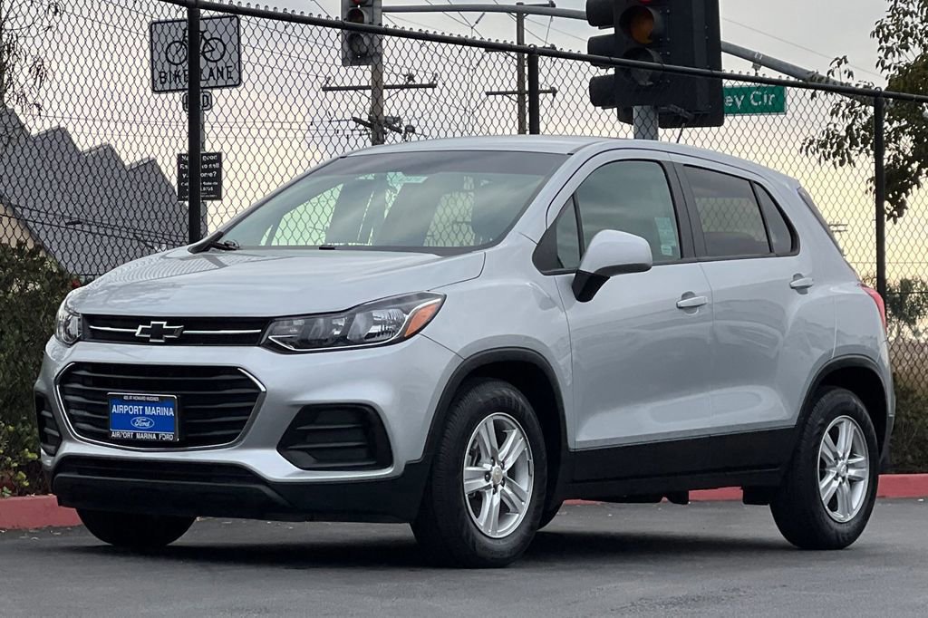 Used 2020 Chevrolet Trax LS w/ Tint and Cruise Package image 8