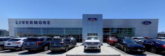 Certified 2023 Ford F150 Lariat w/ Equipment Group 502A High AWD/4WD image 17