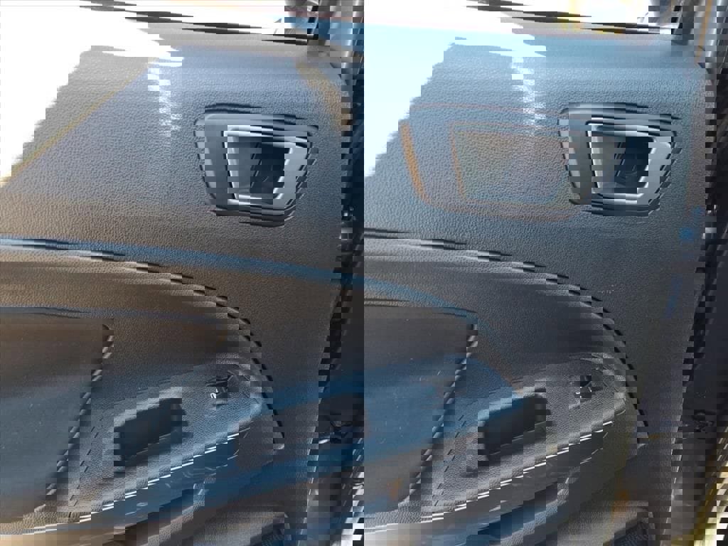 Certified 2022 Ford EcoSport SE image 8