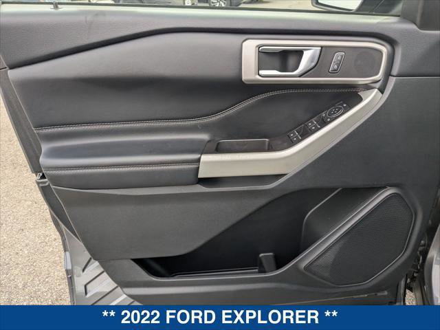 Certified 2022 Ford Explorer XLT w/ Equipment Group 202A image 10