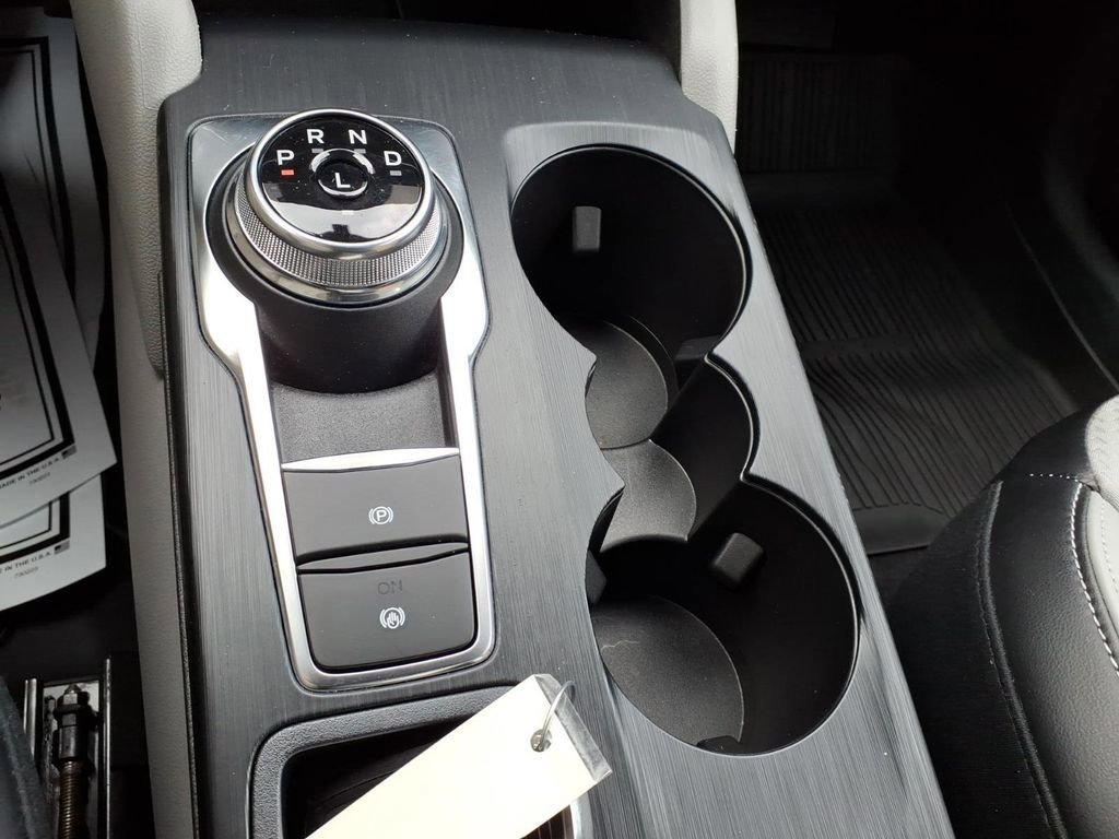 Certified 2023 Ford Escape SE image 23