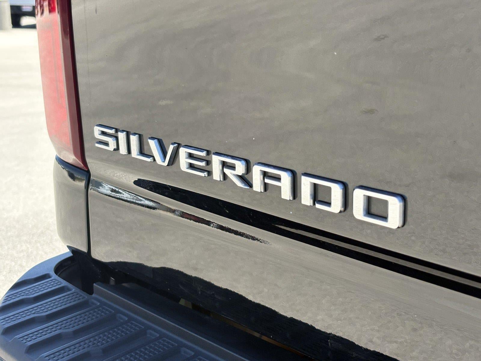 Used 2024 Chevrolet Silverado 3500 High Country AWD/4WD image 11