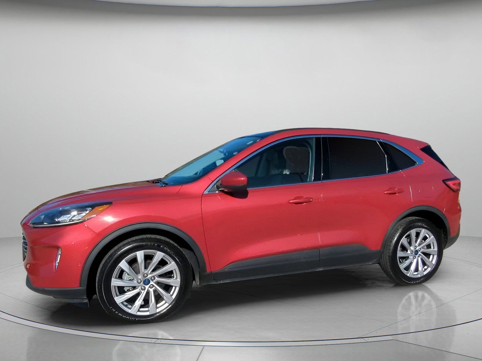 Certified 2022 Ford Escape Titanium w/ Titanium Elite Package image 7