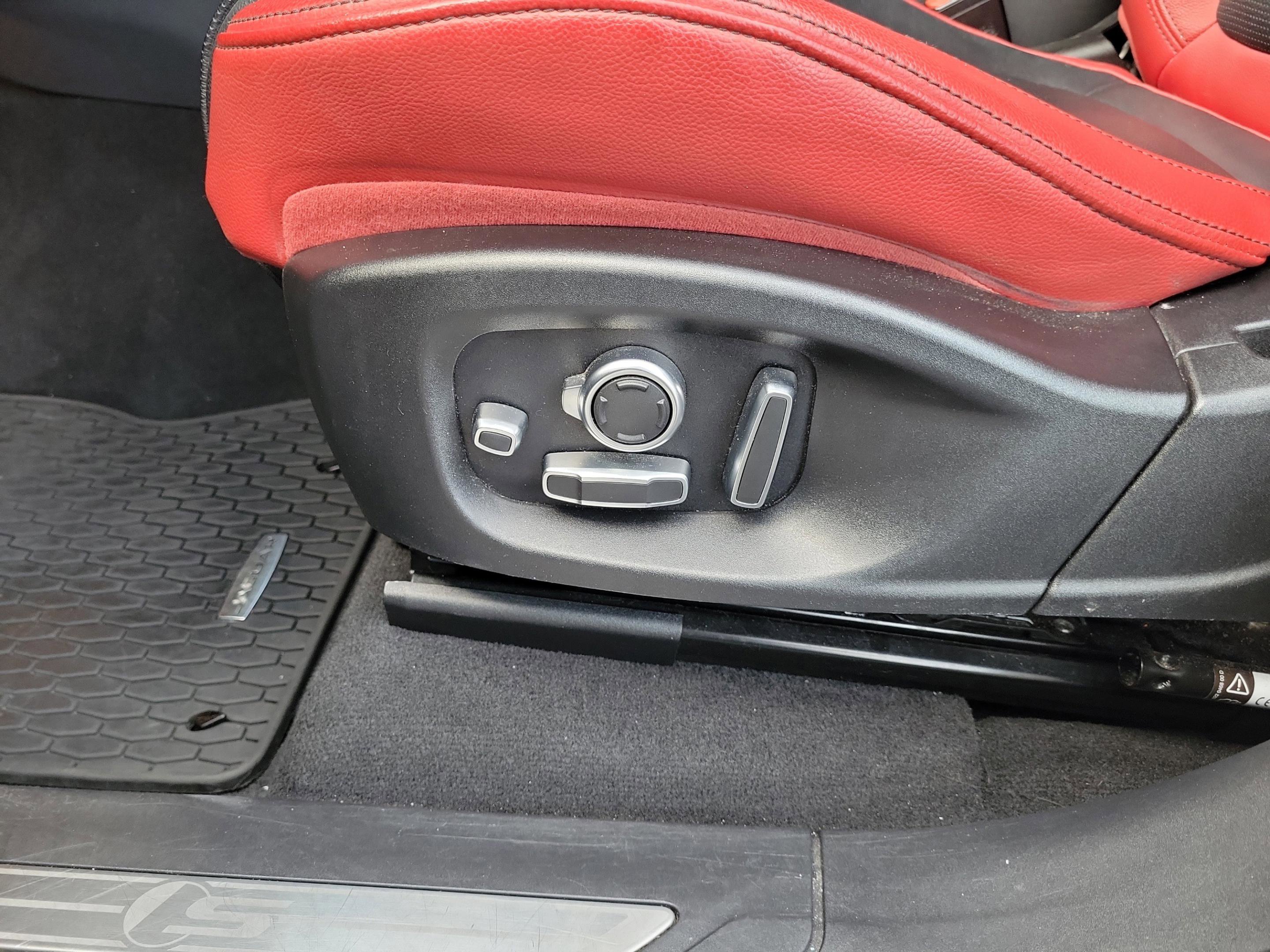 Used 2020 Jaguar F-PACE S AWD/4WD image 16