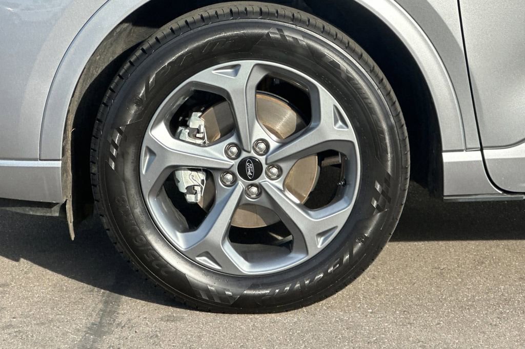 Certified 2024 Ford Escape ST-Line image 29