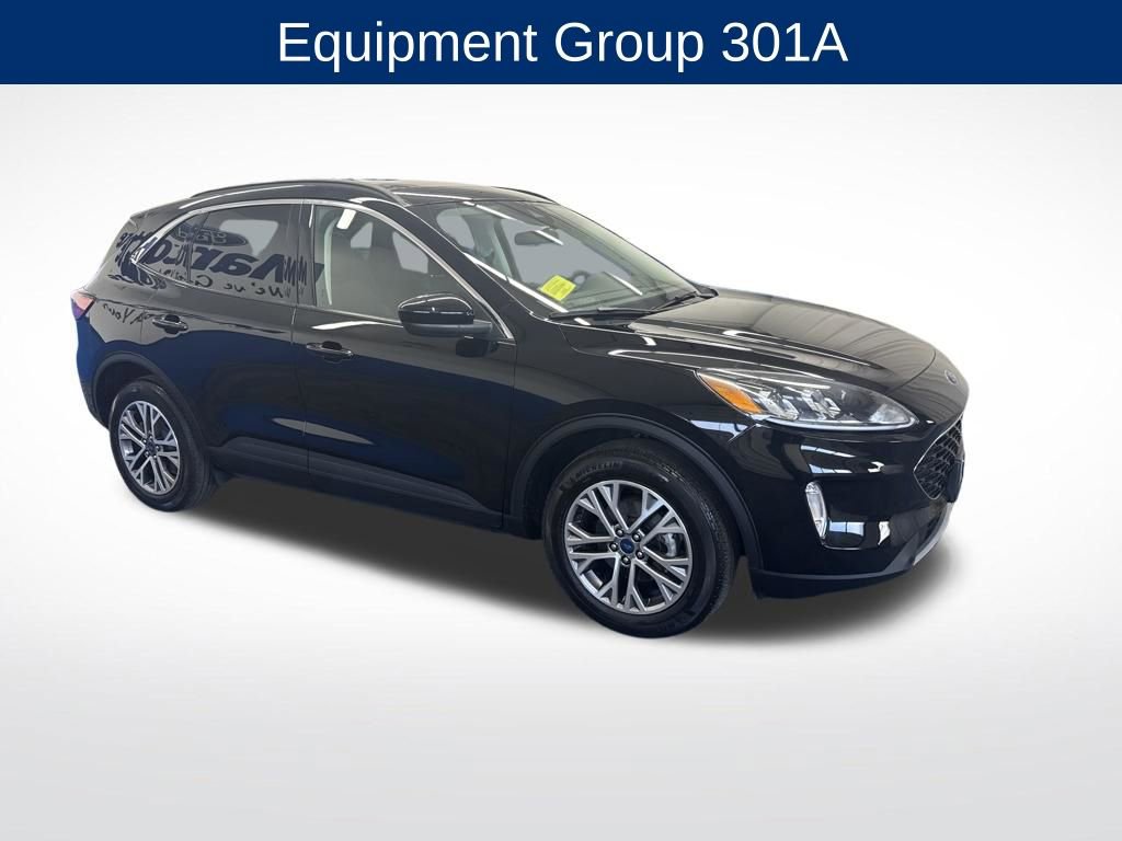 Certified 2022 Ford Escape SEL AWD/4WD image 3