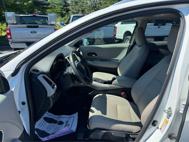 Used 2021 Honda HR-V EX-L image 10