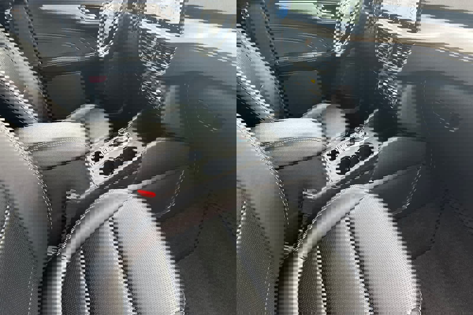 Certified 2025 Ford Escape Platinum image 16