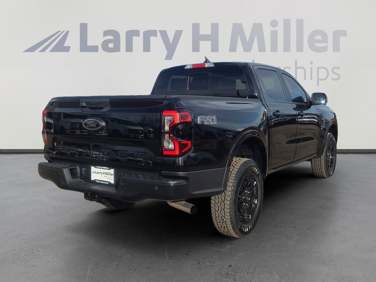 Certified 2025 Ford Ranger Lariat w/ FX4 Off-Road Package image 5